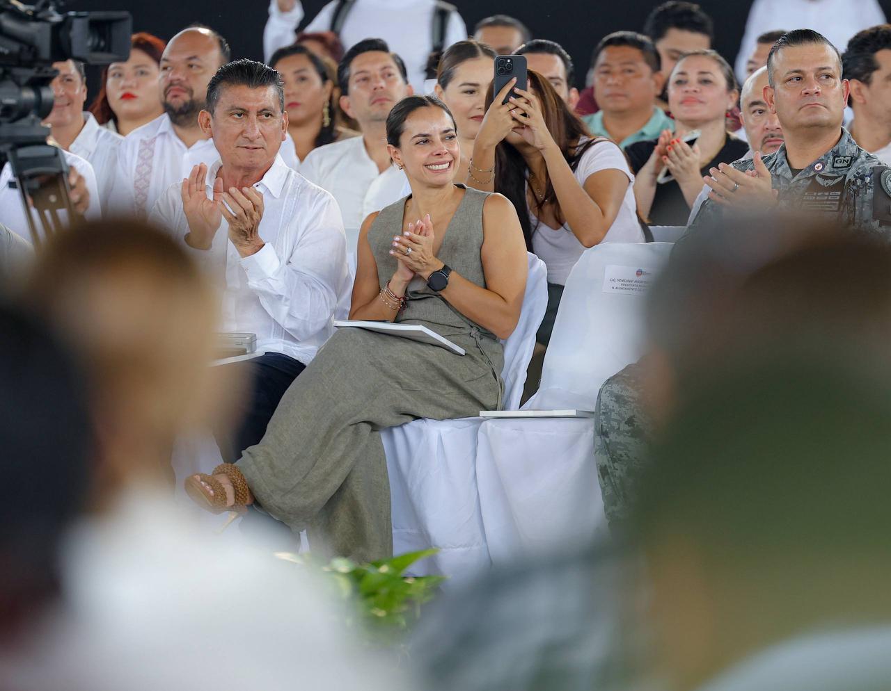 uploads/6/32/01 (2606).Jpeg